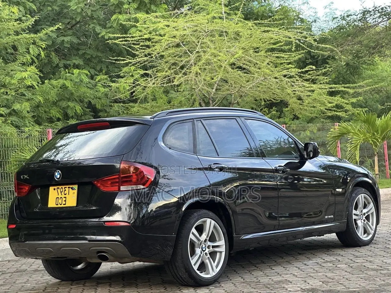 BMW X1 2010 Black