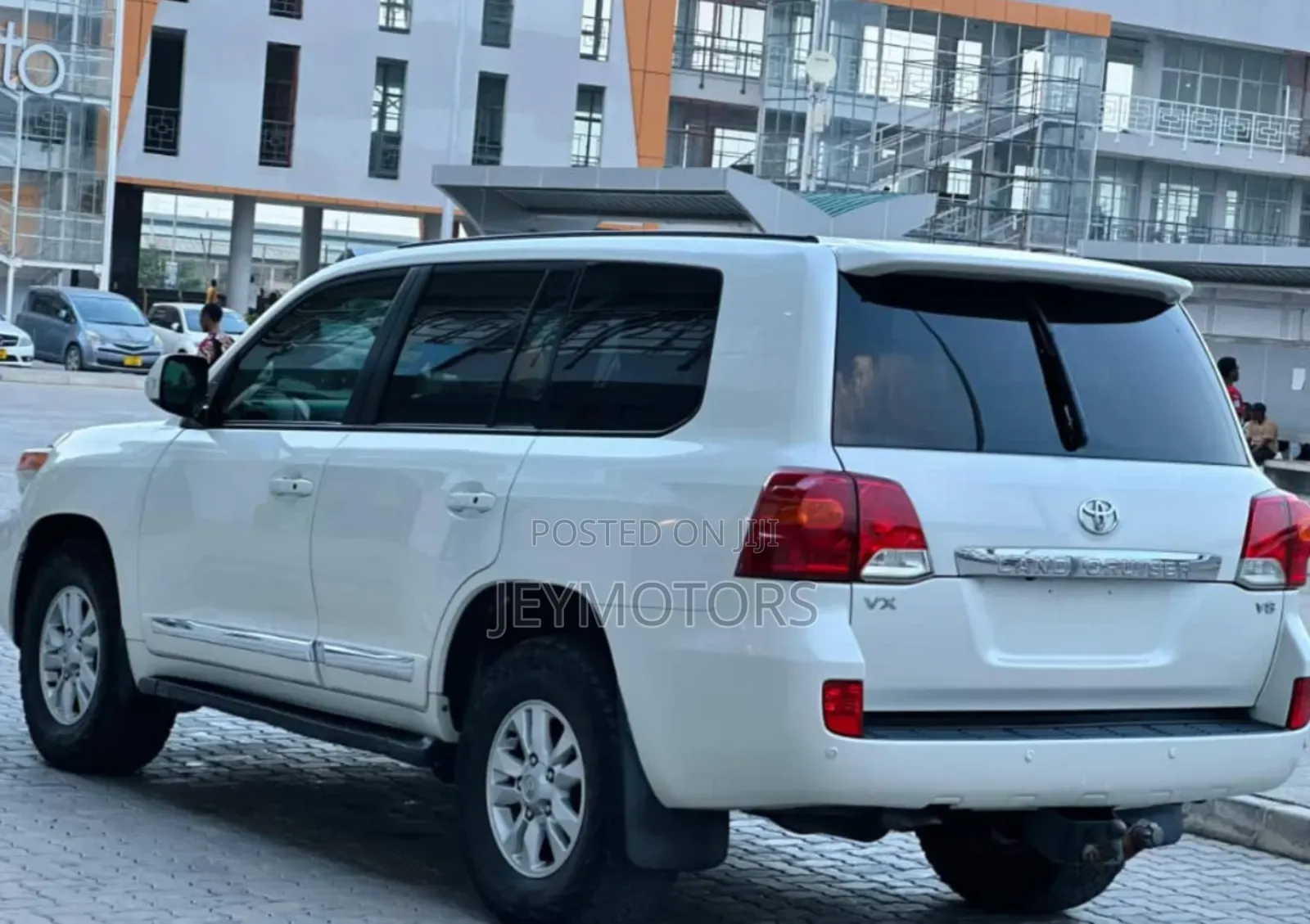 Toyota Land Cruiser 2014 Pearl