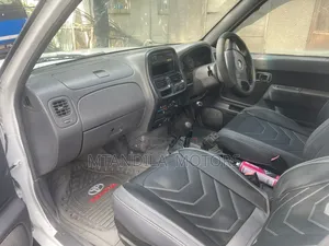 Nissan Hardbody 2400i Double Cab 4x4 2005 White