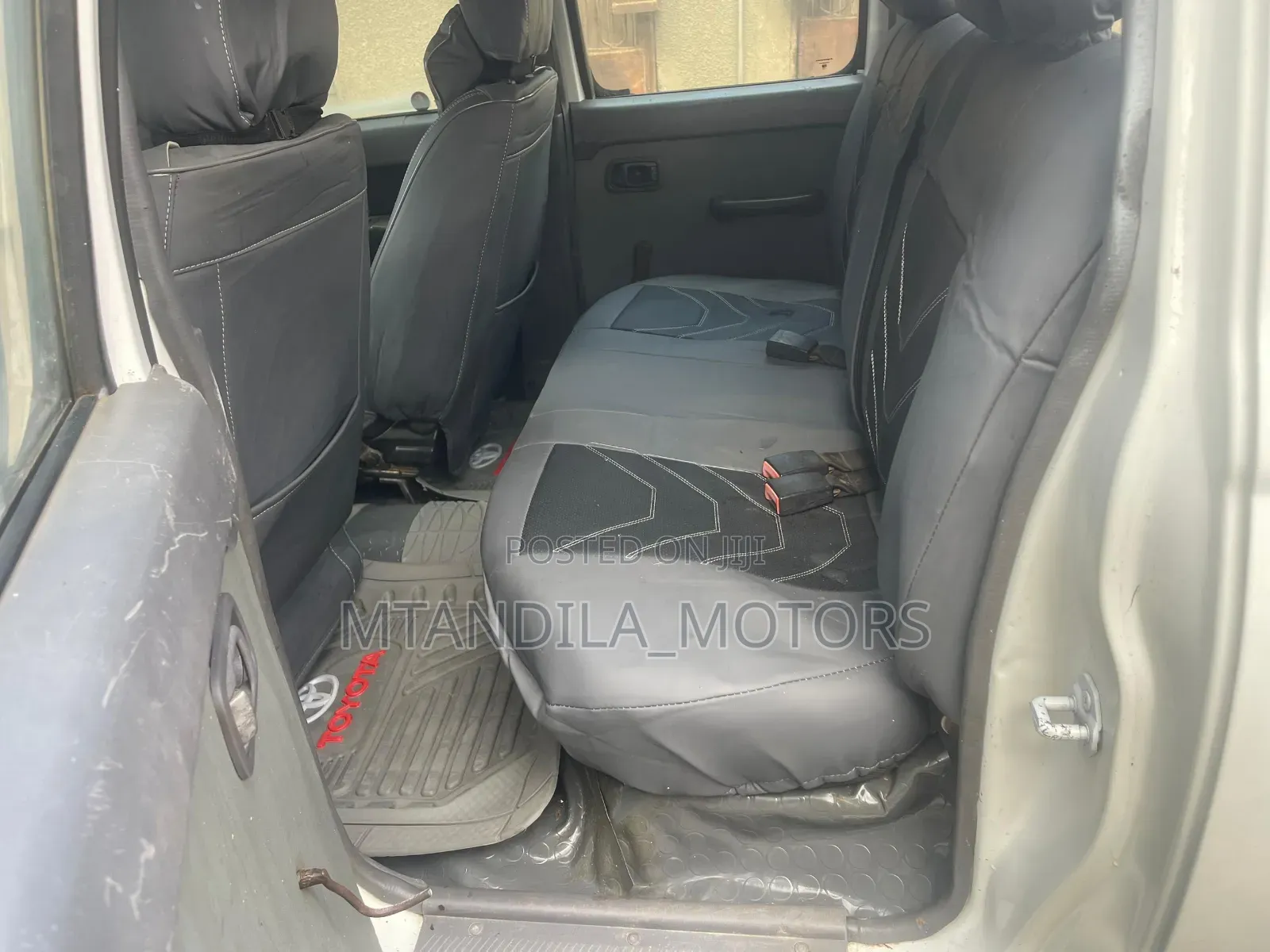 Nissan Hardbody 2400i Double Cab 4x4 2005 White