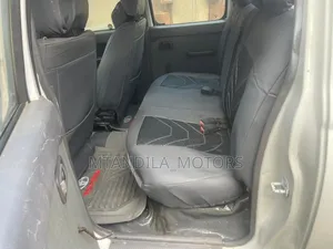 Nissan Hardbody 2400i Double Cab 4x4 2005 White