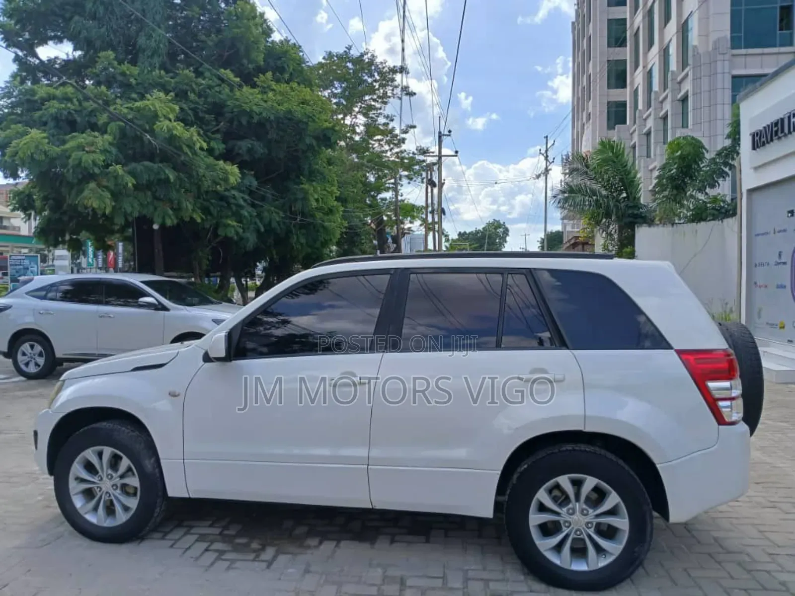Suzuki Grand Vitara 2015 White
