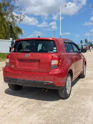 Toyota IST 2010 Red