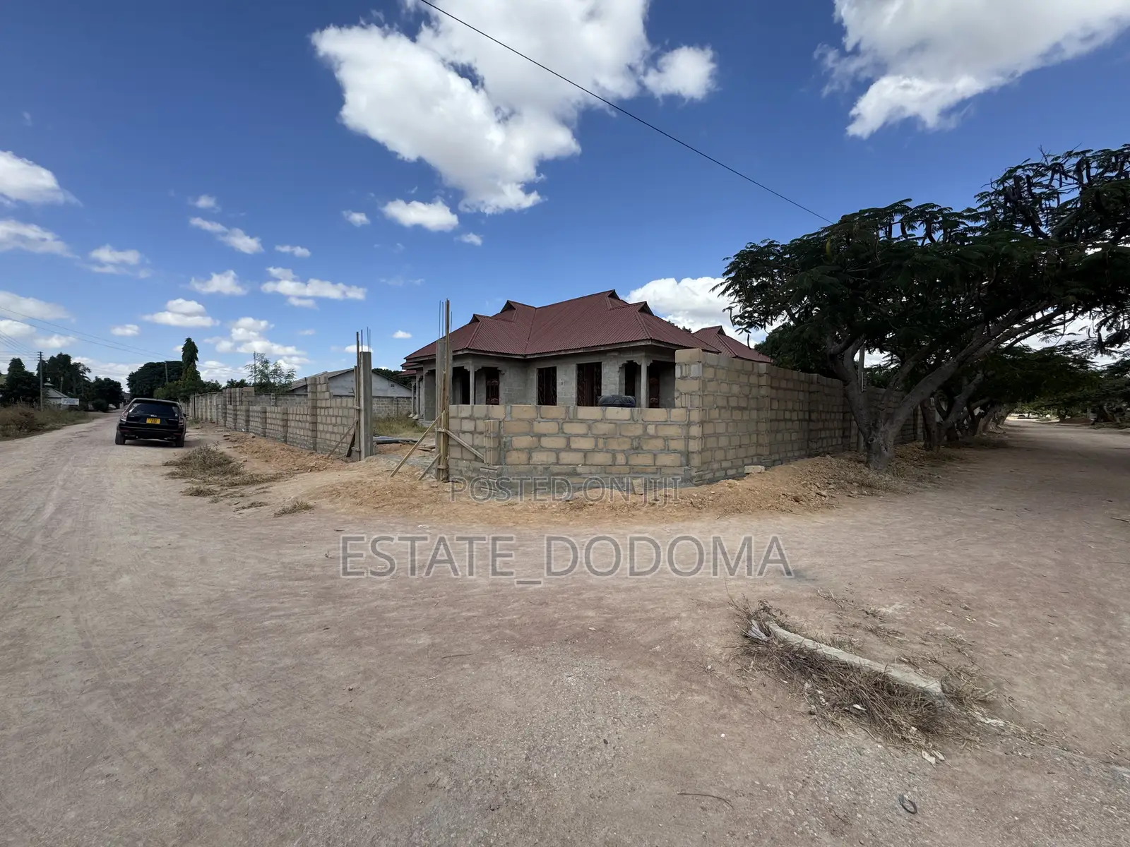 6bdrm Duplex in Nkuhungu, Dodoma Rural for sale