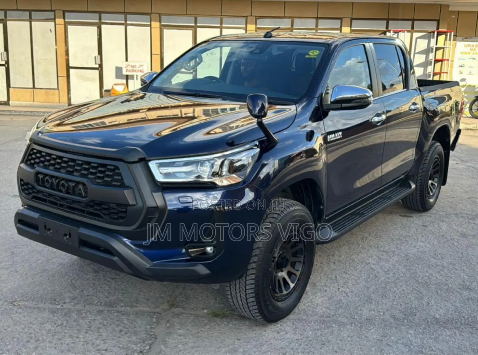 Toyota Hilux 2021 Blue