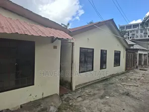 19bdrm Mansion in Kijitonyama for rent