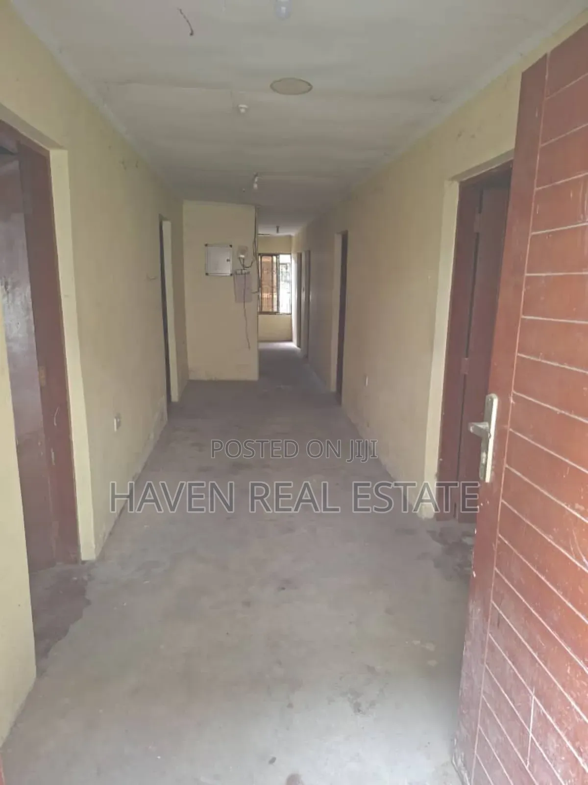 19bdrm Mansion in Kijitonyama for rent