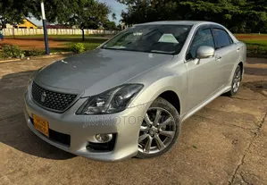 Toyota Crown 2009 Silver