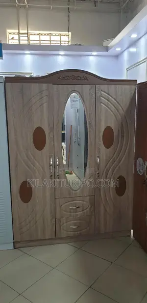 Big Size Wardrobes