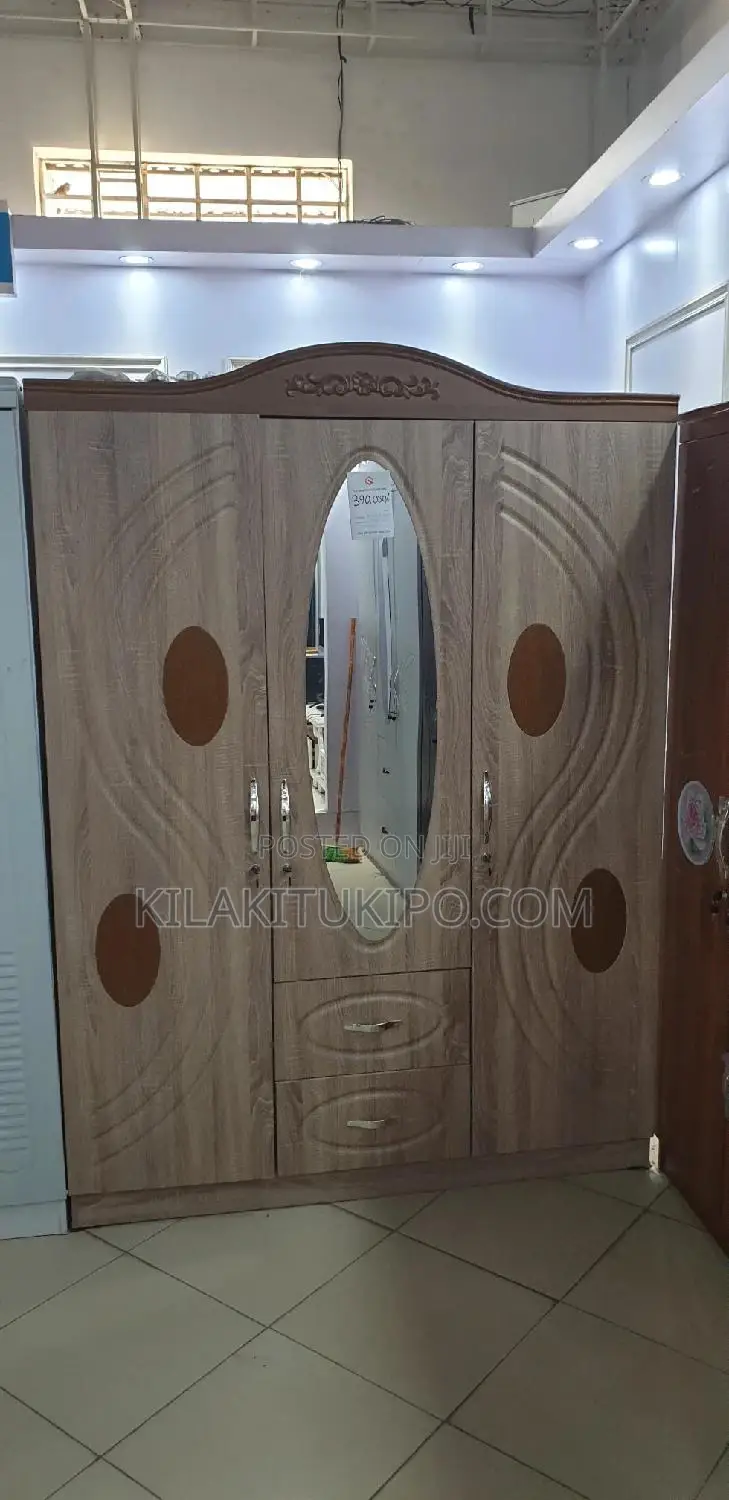 Big Size Wardrobes