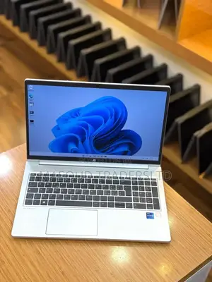 Laptop HP ProBook 450 G8 16GB Intel Core I5 SSD 512GB