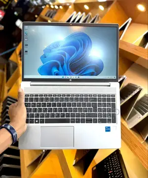 Laptop HP ProBook 450 G8 16GB Intel Core i7 SSD 512GB