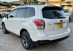 Subaru Forester 2017 White