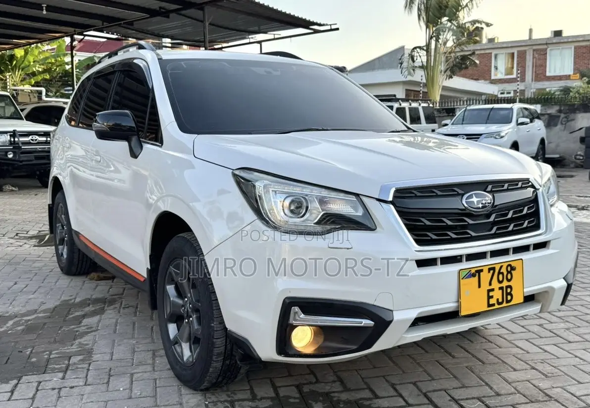 Subaru Forester 2017 White