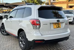 Subaru Forester 2017 White