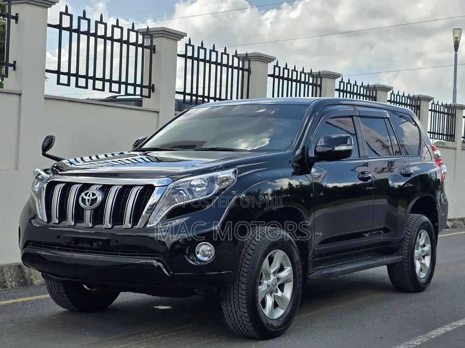 Toyota Land Cruiser Prado 2.7 i 2012 Black