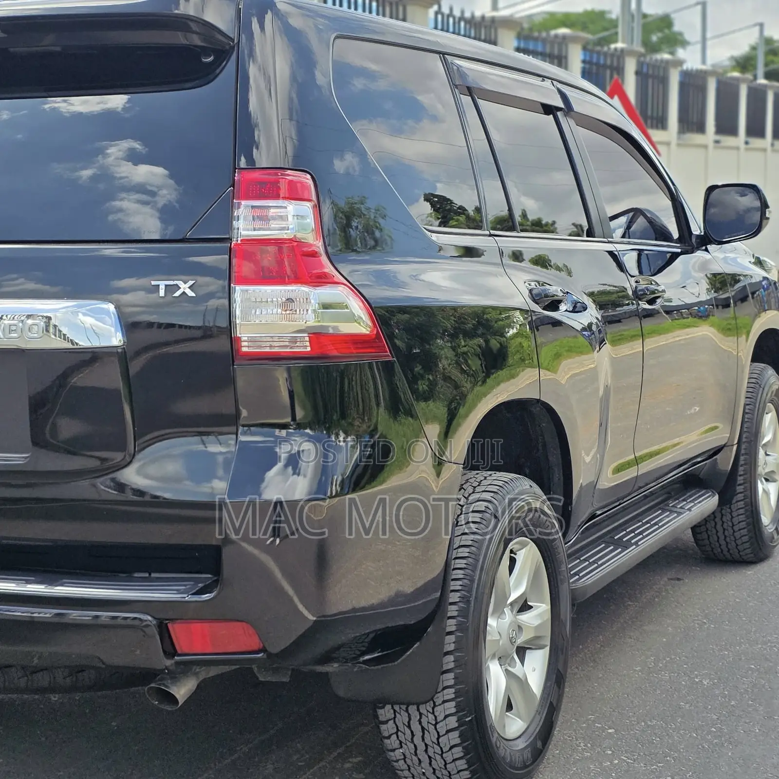 Toyota Land Cruiser Prado 2.7 i 2012 Black
