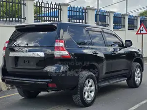 Toyota Land Cruiser Prado 2.7 i 2012 Black
