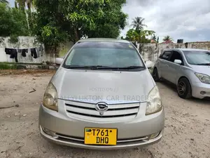Toyota Corolla Spacio 2002 Silver
