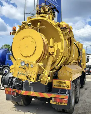 Scania Interlink 2004 Yellow