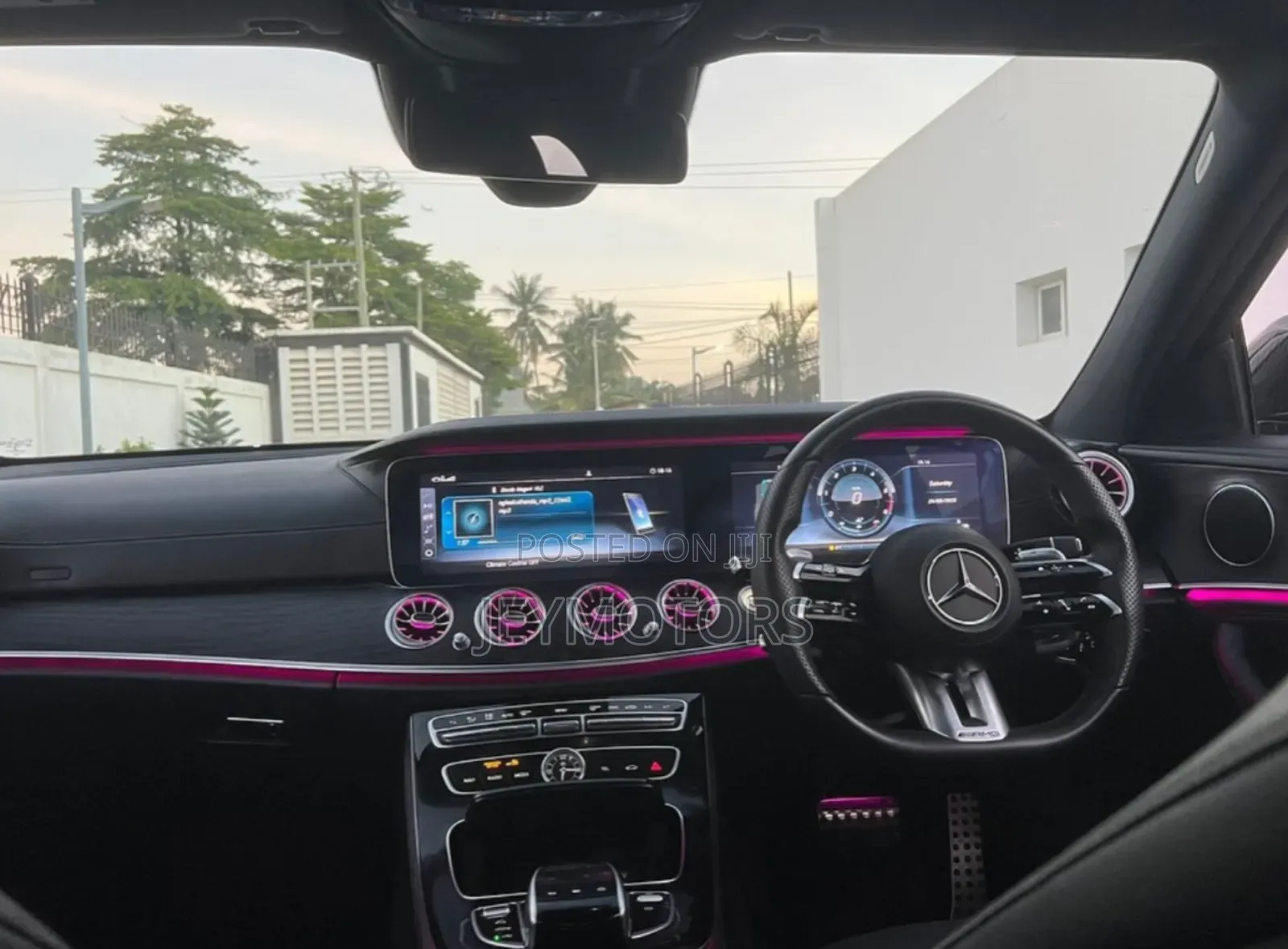 Mercedes-Benz E220 2017 Pearl