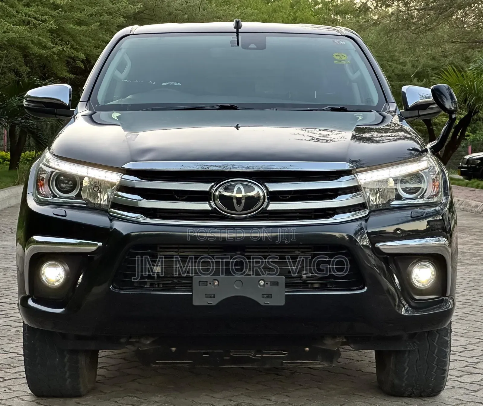 Toyota Hilux Revo Double Cab Deisel 2.4 AWD 2018 Black