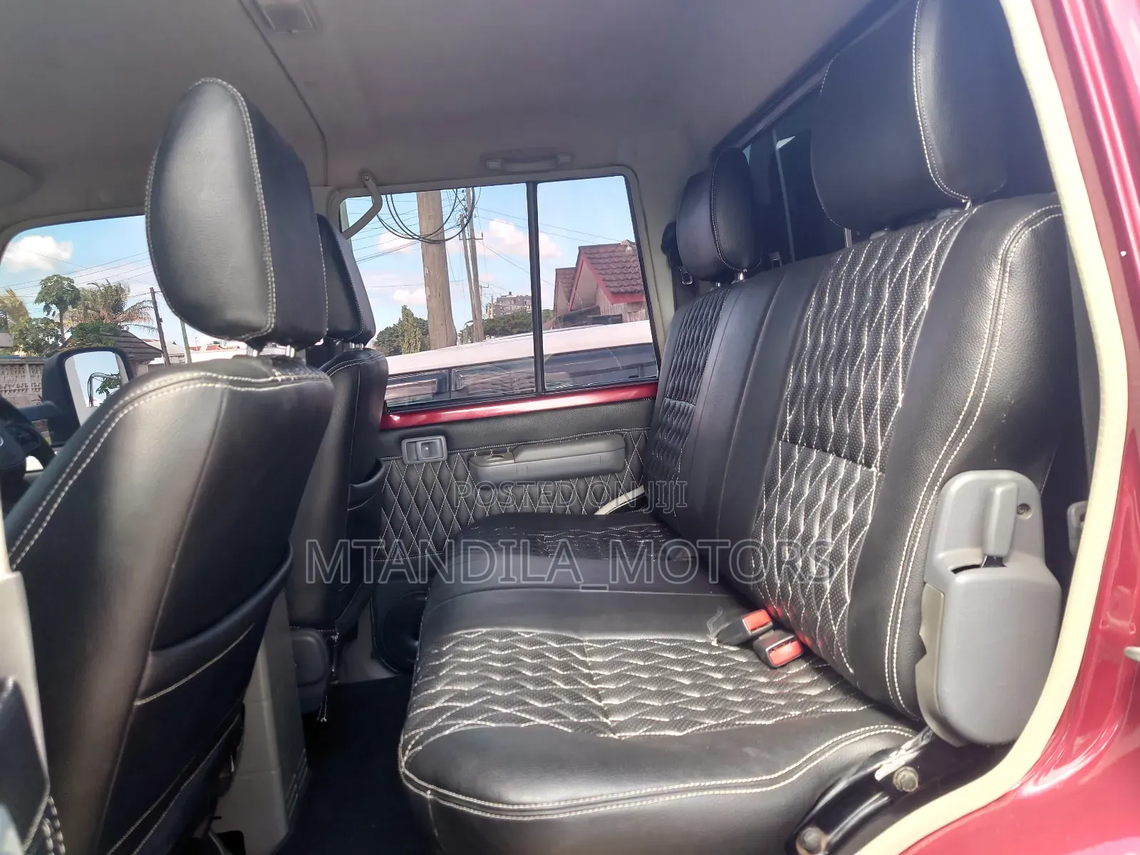 Toyota Land Cruiser 3.3 Diesel 4WD 2022 Pink