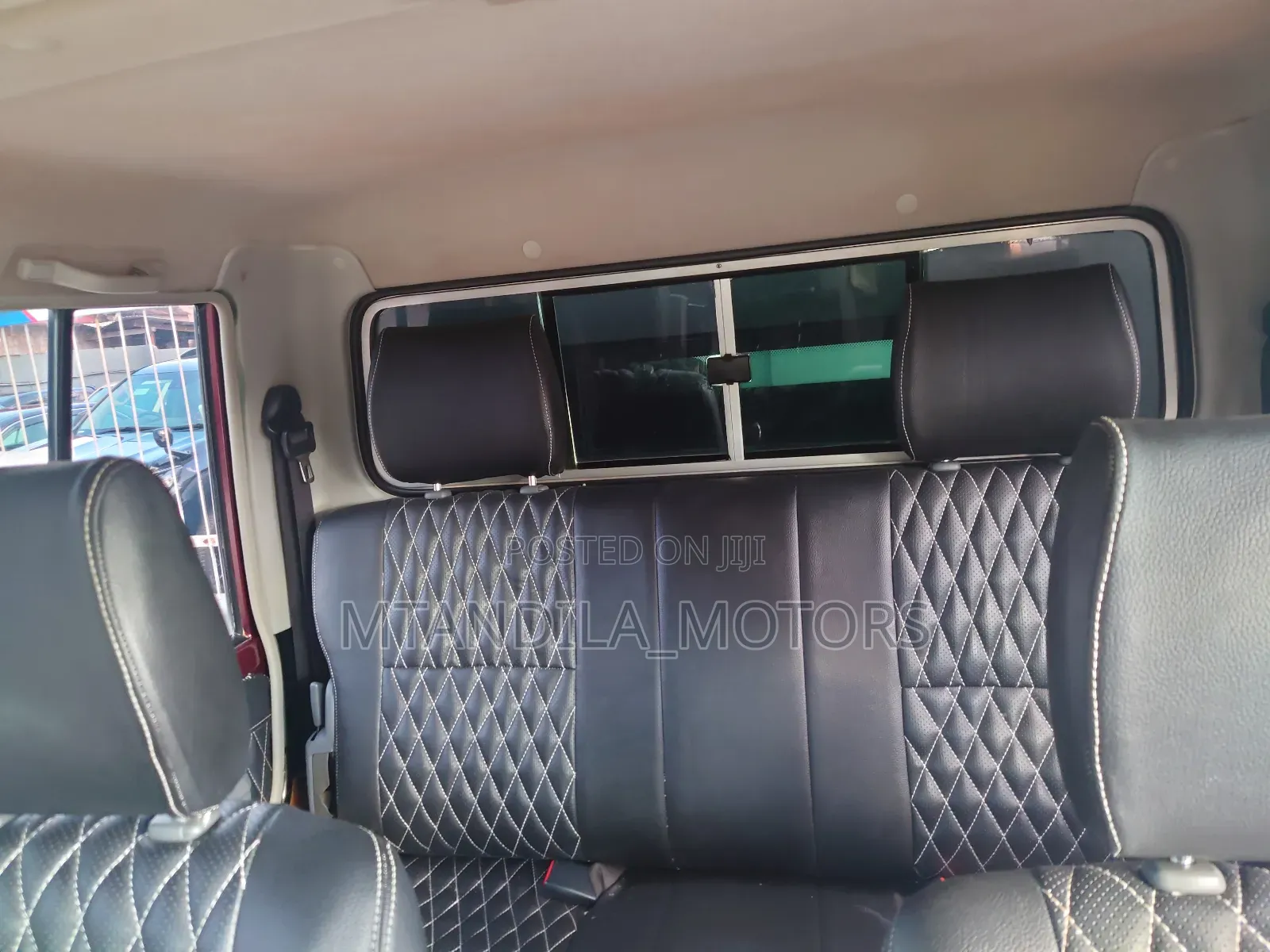 Toyota Land Cruiser 3.3 Diesel 4WD 2022 Pink