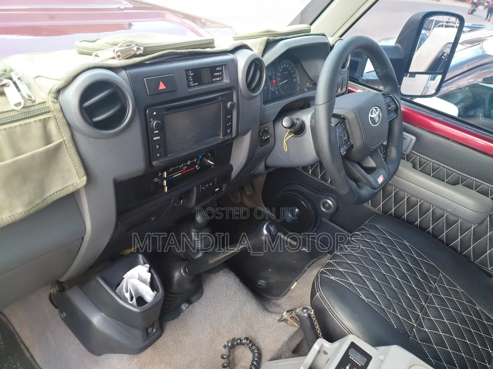 Toyota Land Cruiser 3.3 Diesel 4WD 2022 Pink