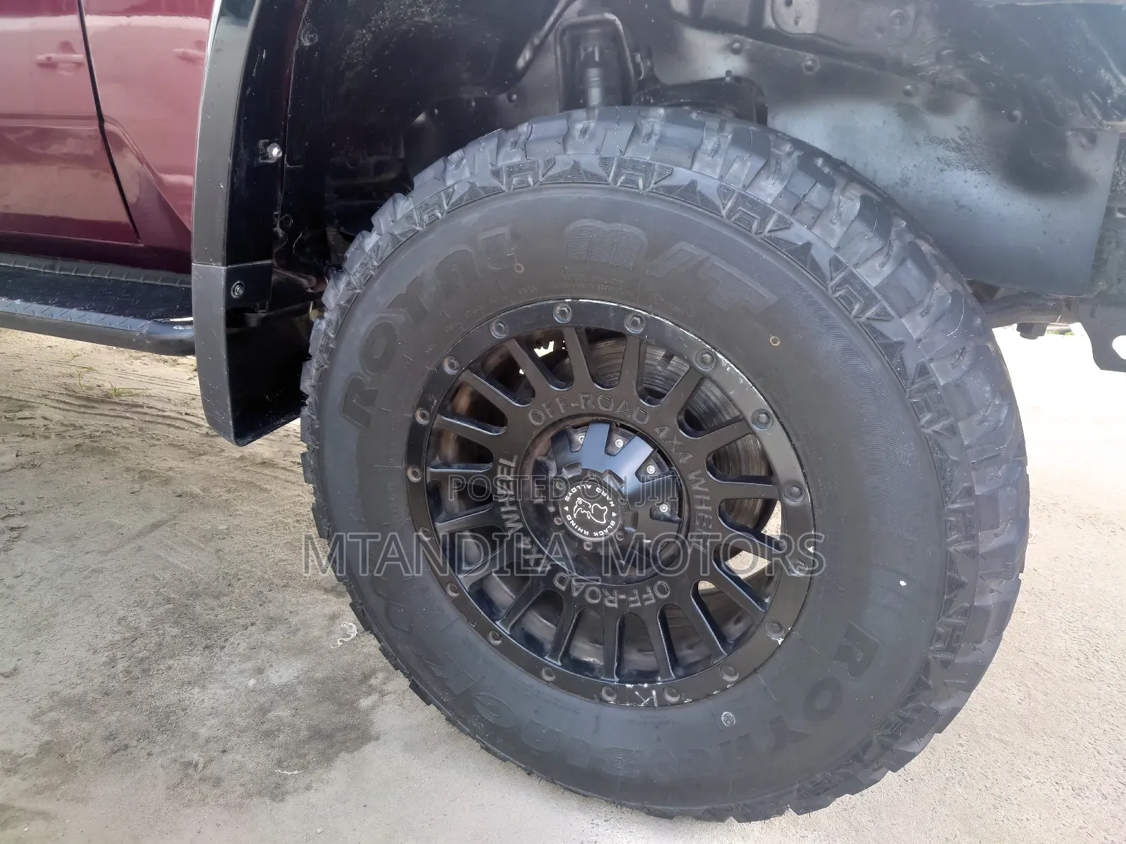 Toyota Land Cruiser 3.3 Diesel 4WD 2022 Pink