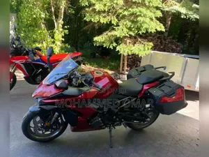 Suzuki Sport 2024 Red
