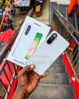 New Samsung Galaxy A56 128 GB White