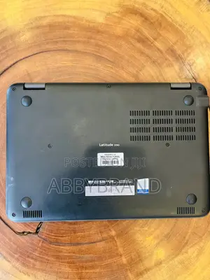 Laptop Dell Latitude 3189 4GB Intel SSD 128GB