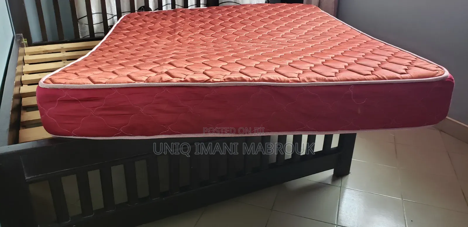 Kitanda Na Godoro