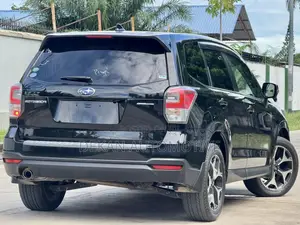 Subaru Forester 2.5i Premium AWD 2017 Black