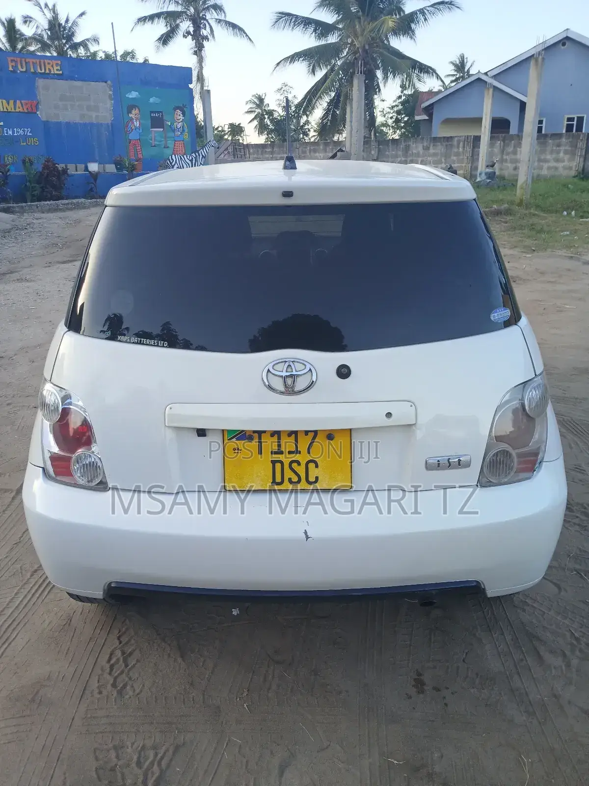 Toyota IST 2005 White