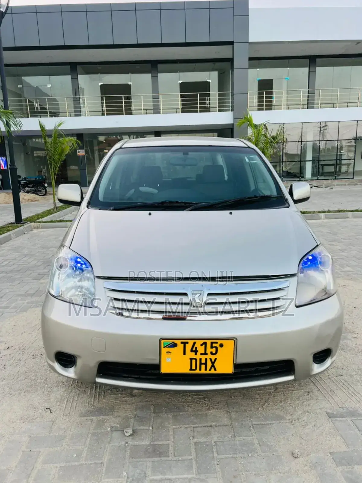Toyota Raum 1.5 FWD 2003 Silver