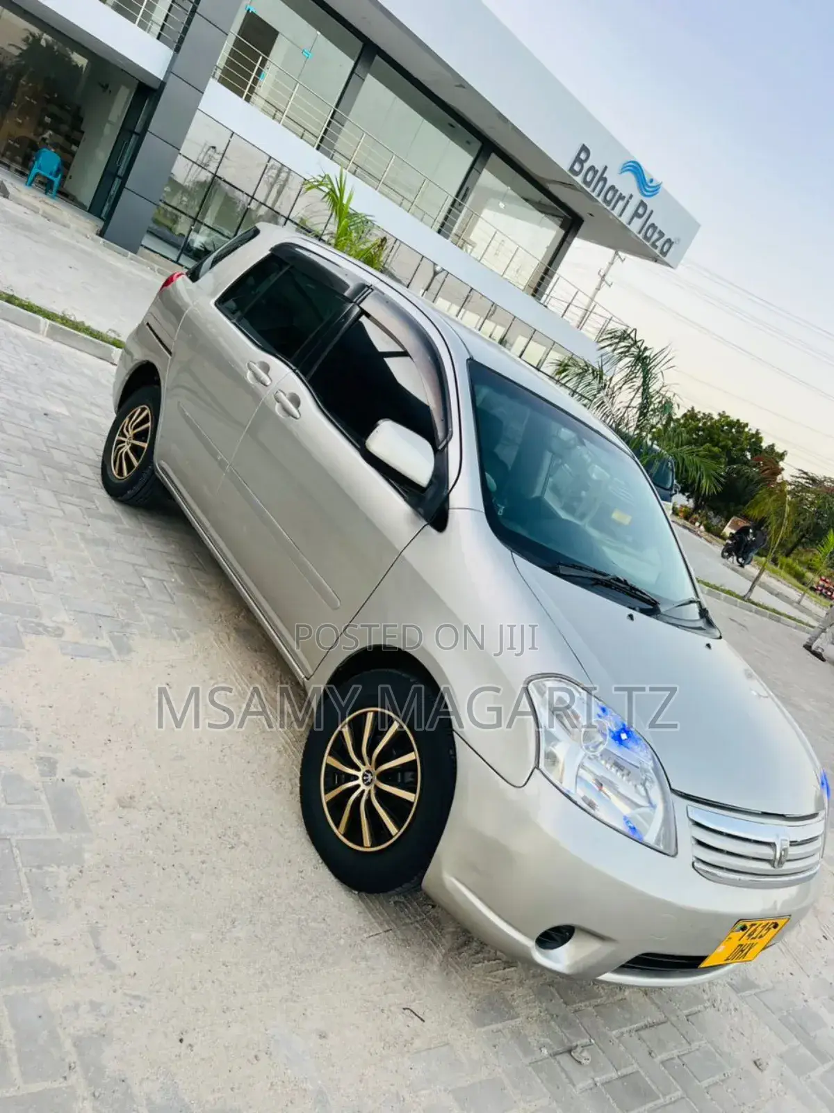 Toyota Raum 1.5 FWD 2003 Silver
