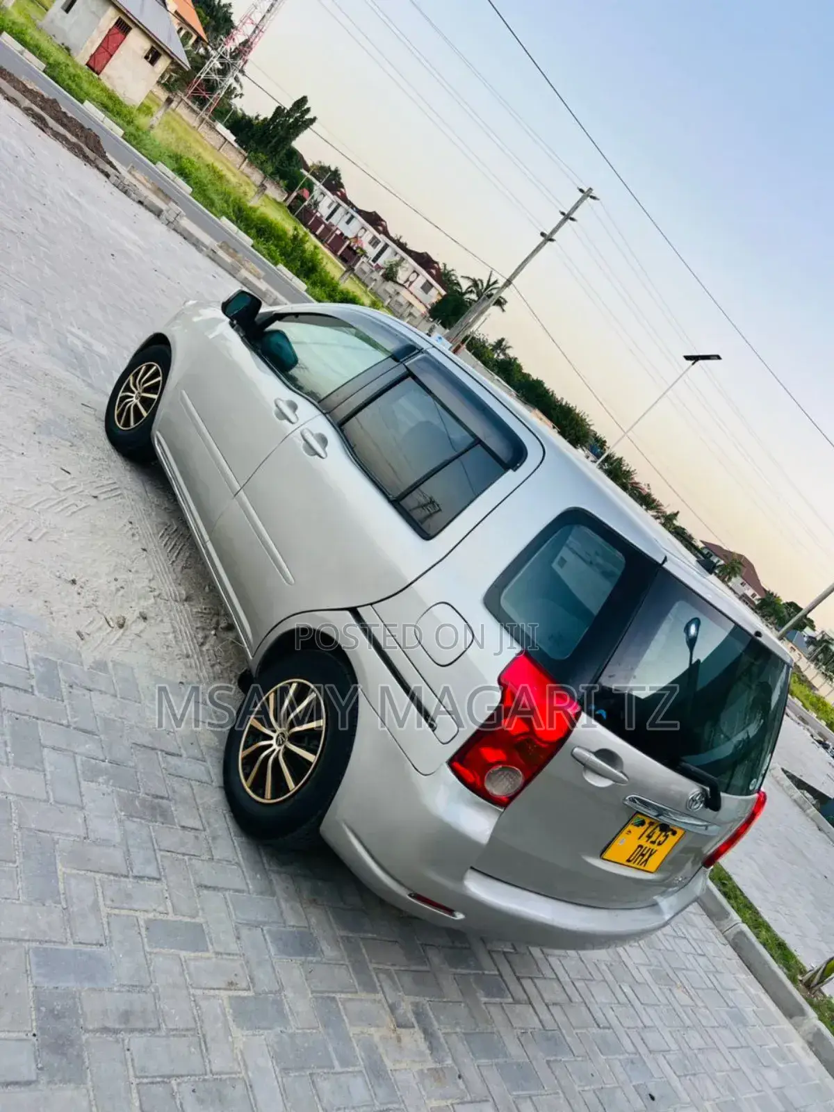 Toyota Raum 1.5 FWD 2003 Silver