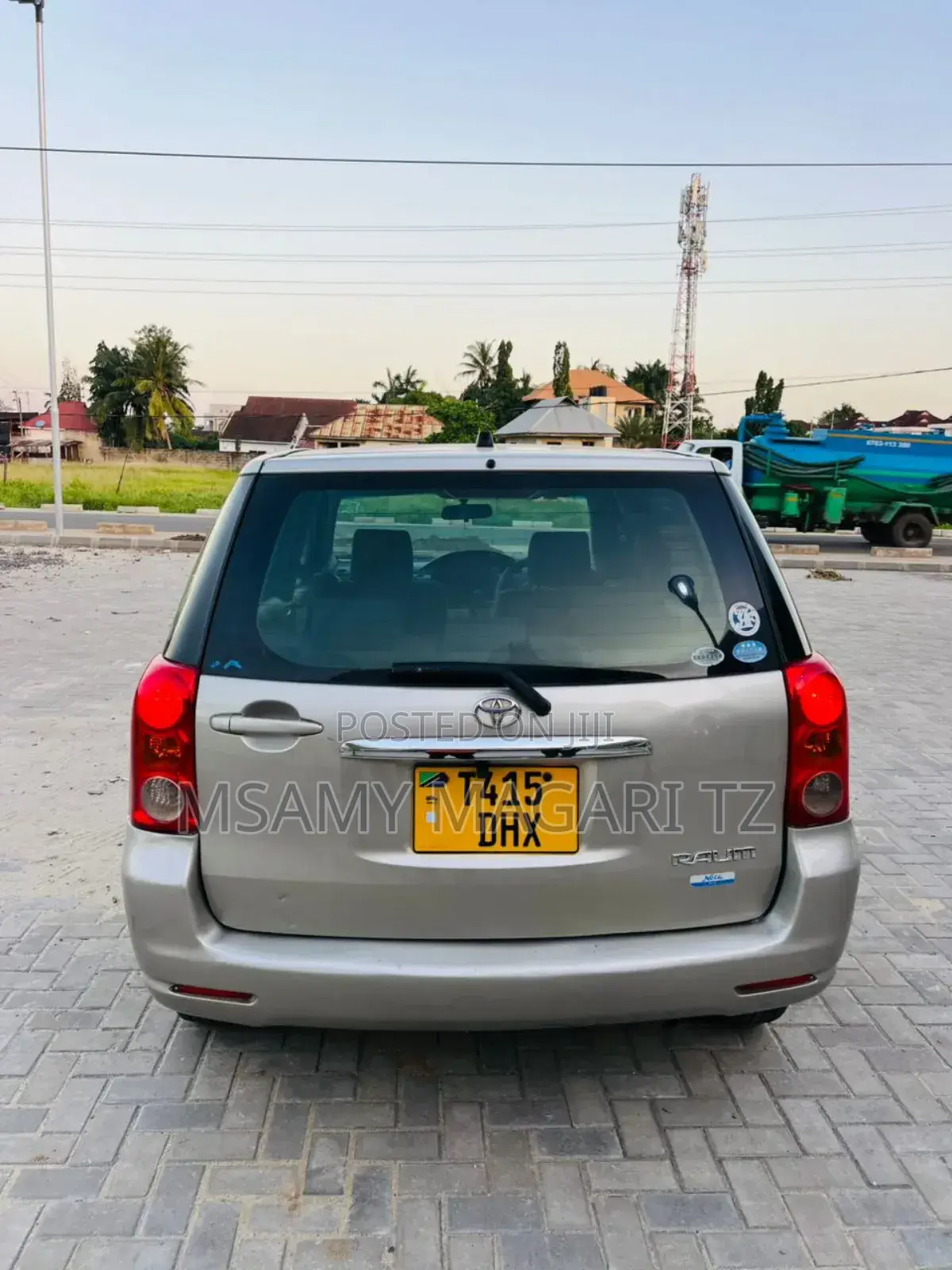 Toyota Raum 1.5 FWD 2003 Silver