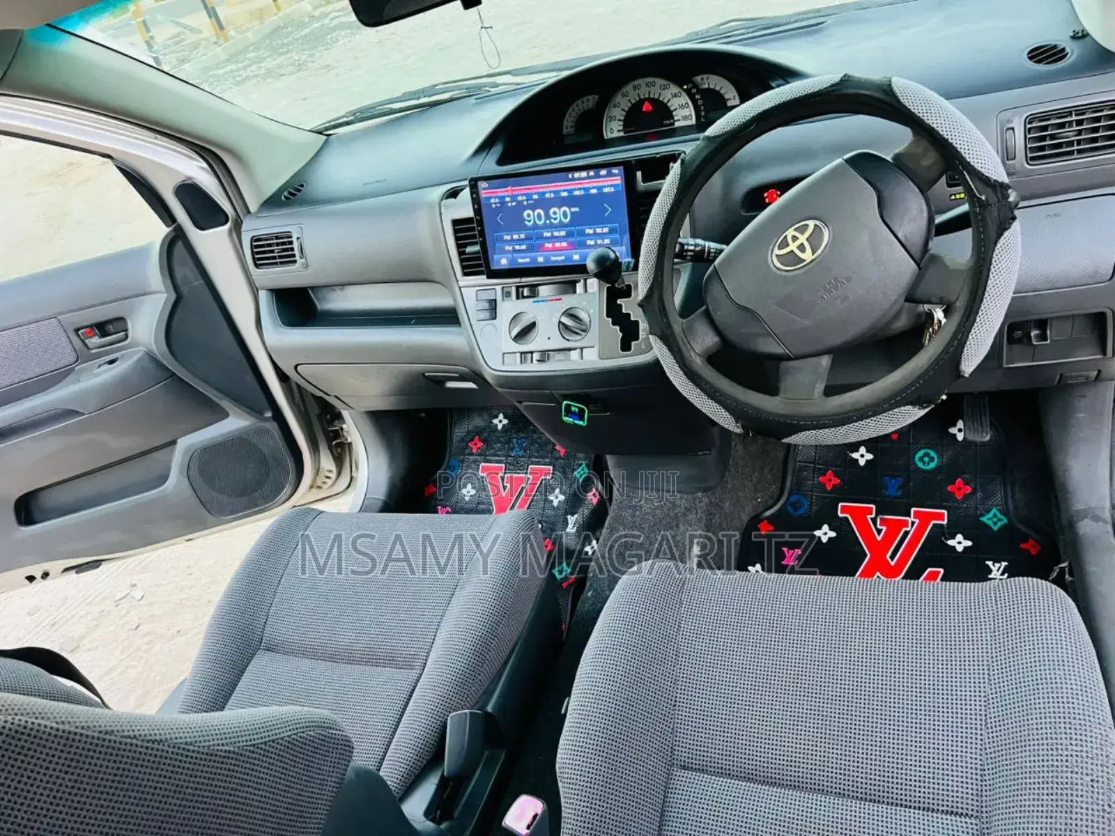 Toyota Raum 1.5 FWD 2003 Silver