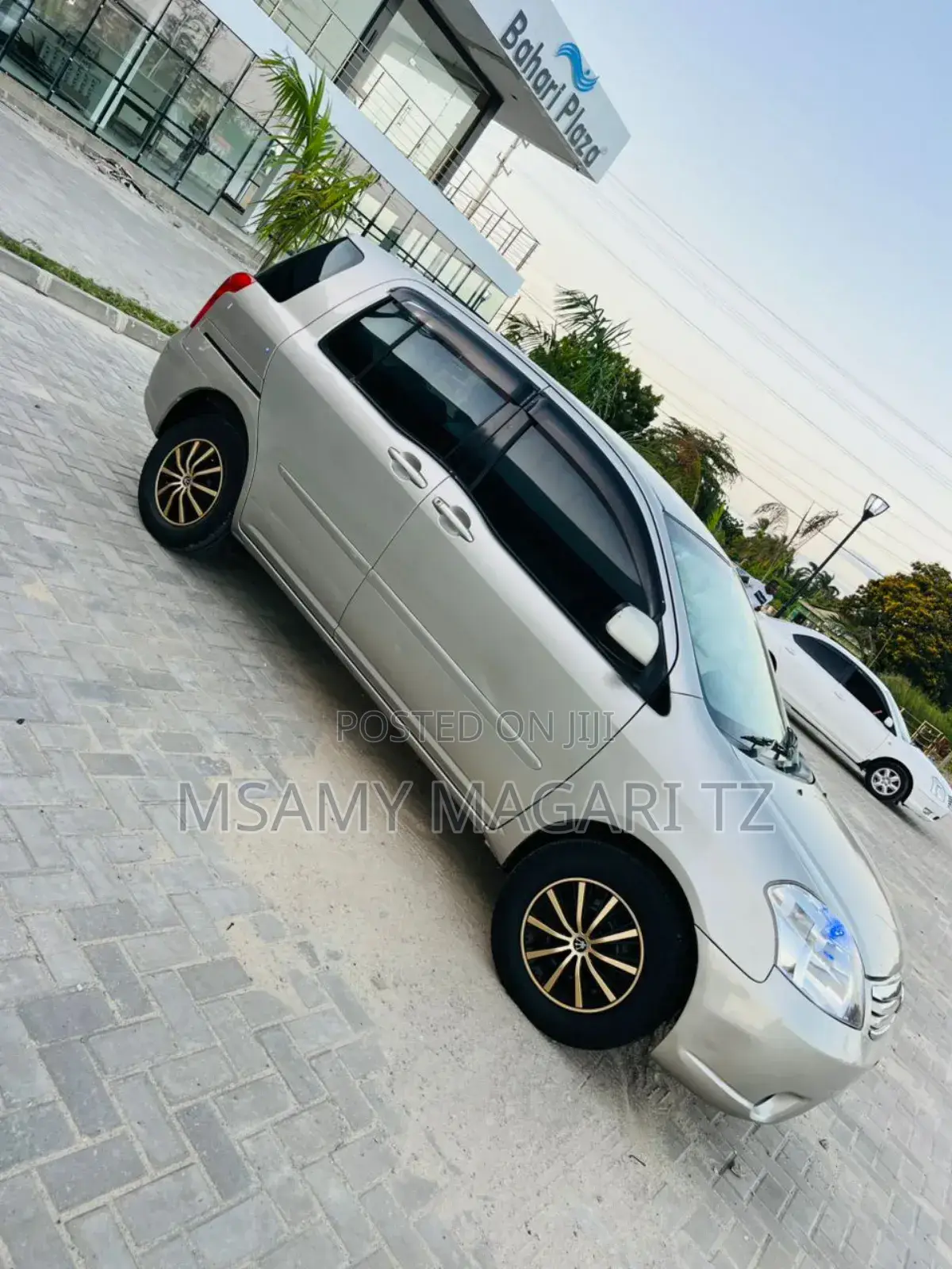 Toyota Raum 1.5 FWD 2003 Silver