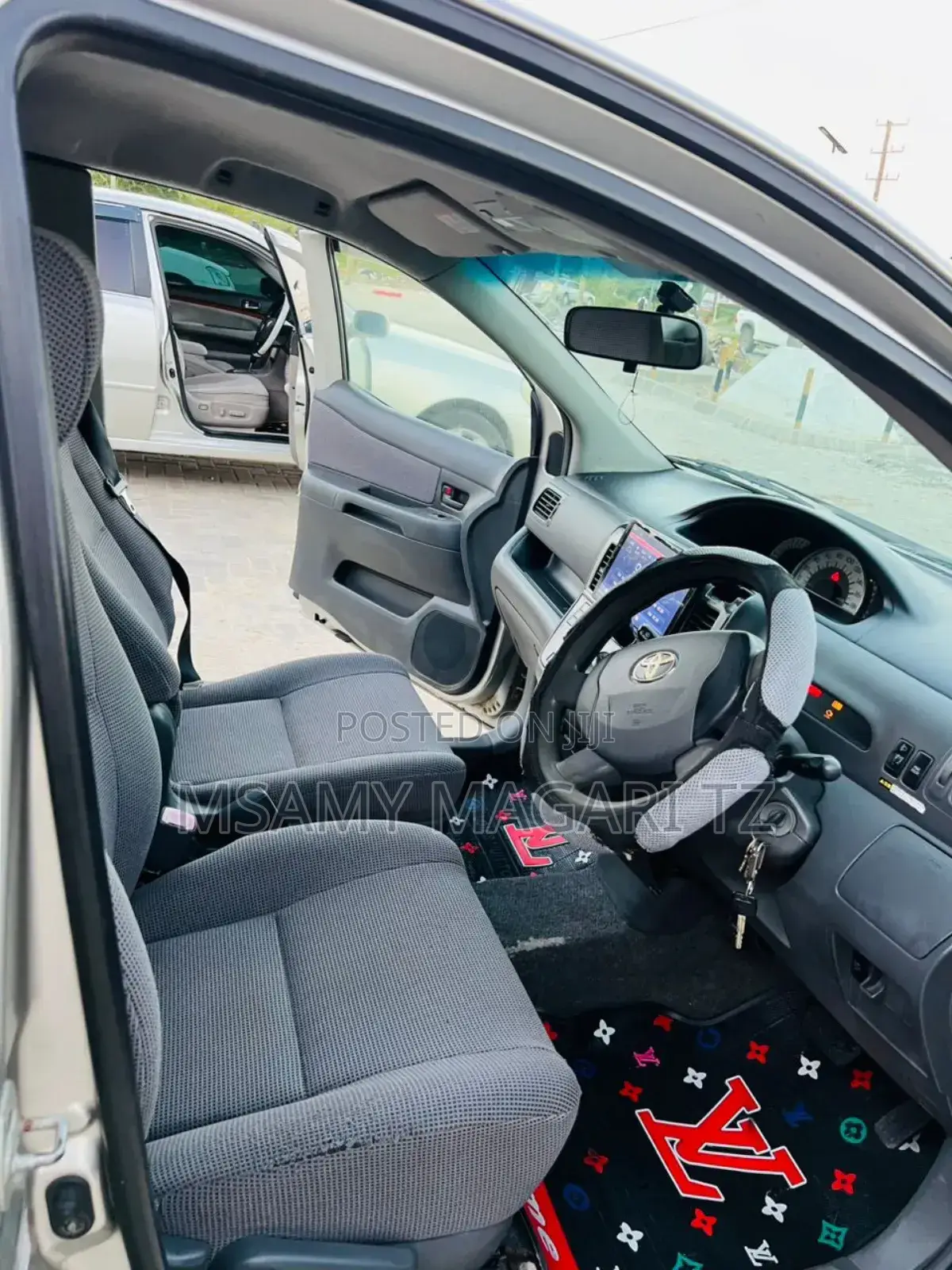 Toyota Raum 1.5 FWD 2003 Silver