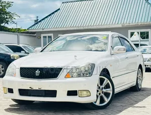 Toyota Crown 2007 White