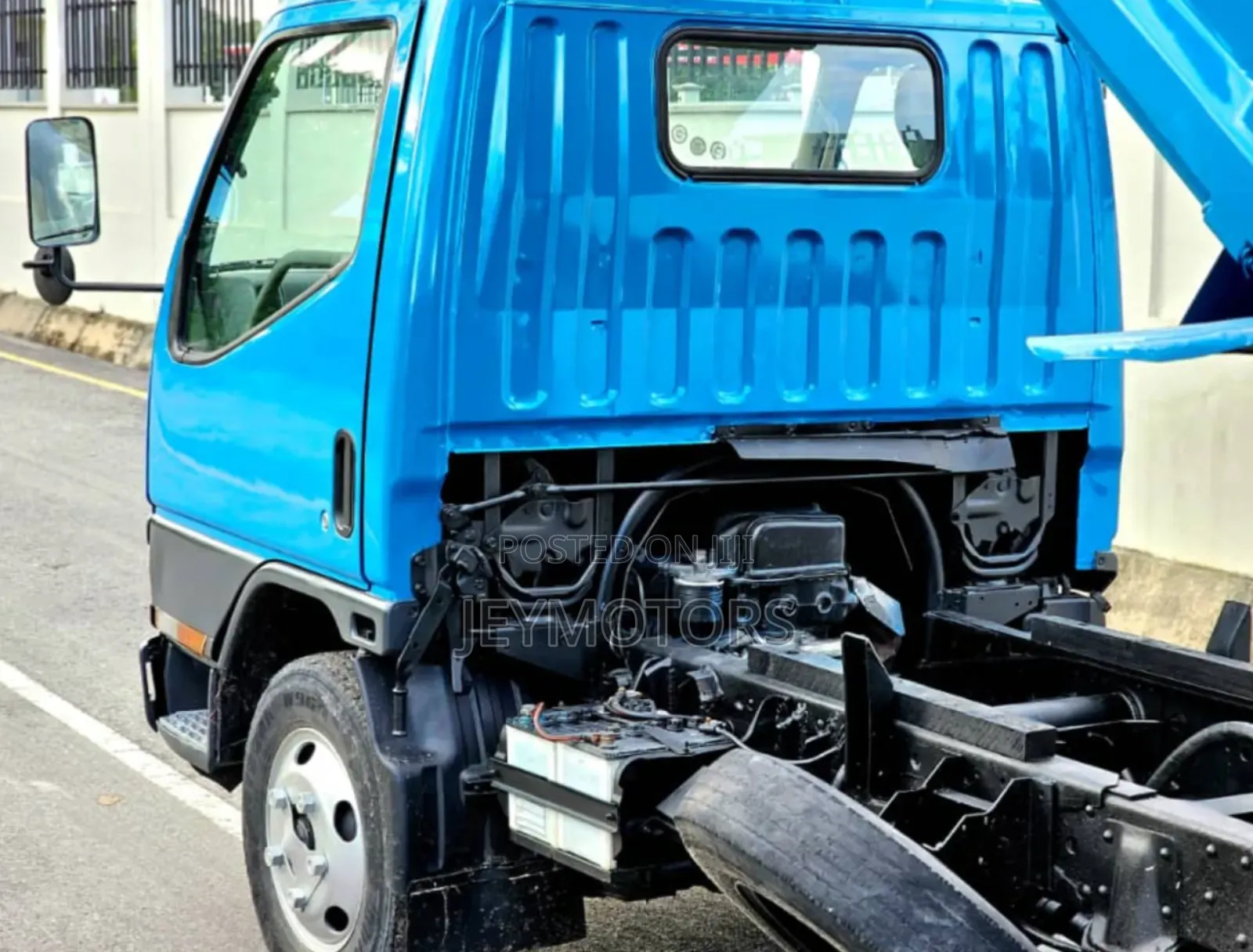 Mitsubishi Canter Tipper