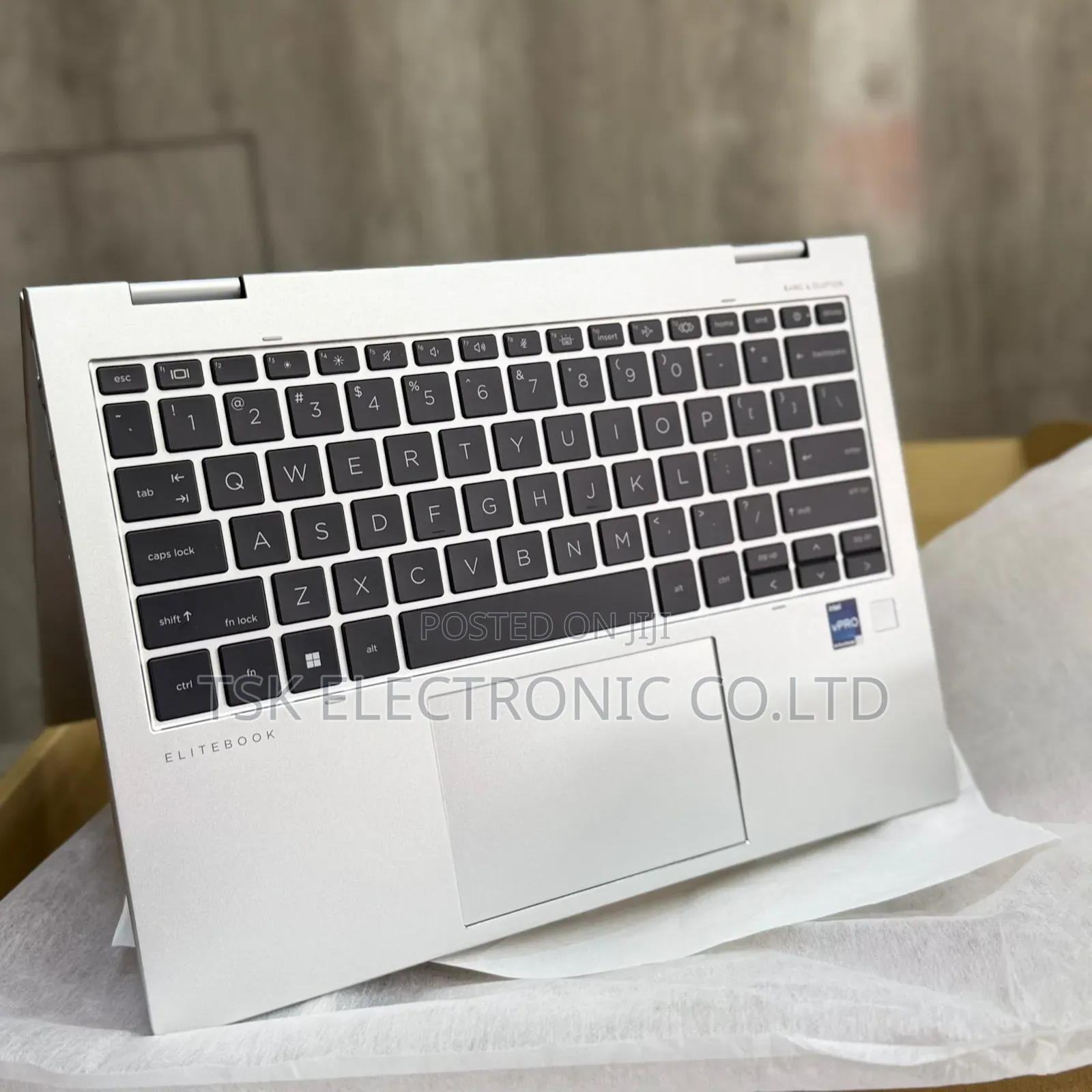New Laptop HP EliteBook 830 G9 16GB Intel Core I5 SSD 512GB