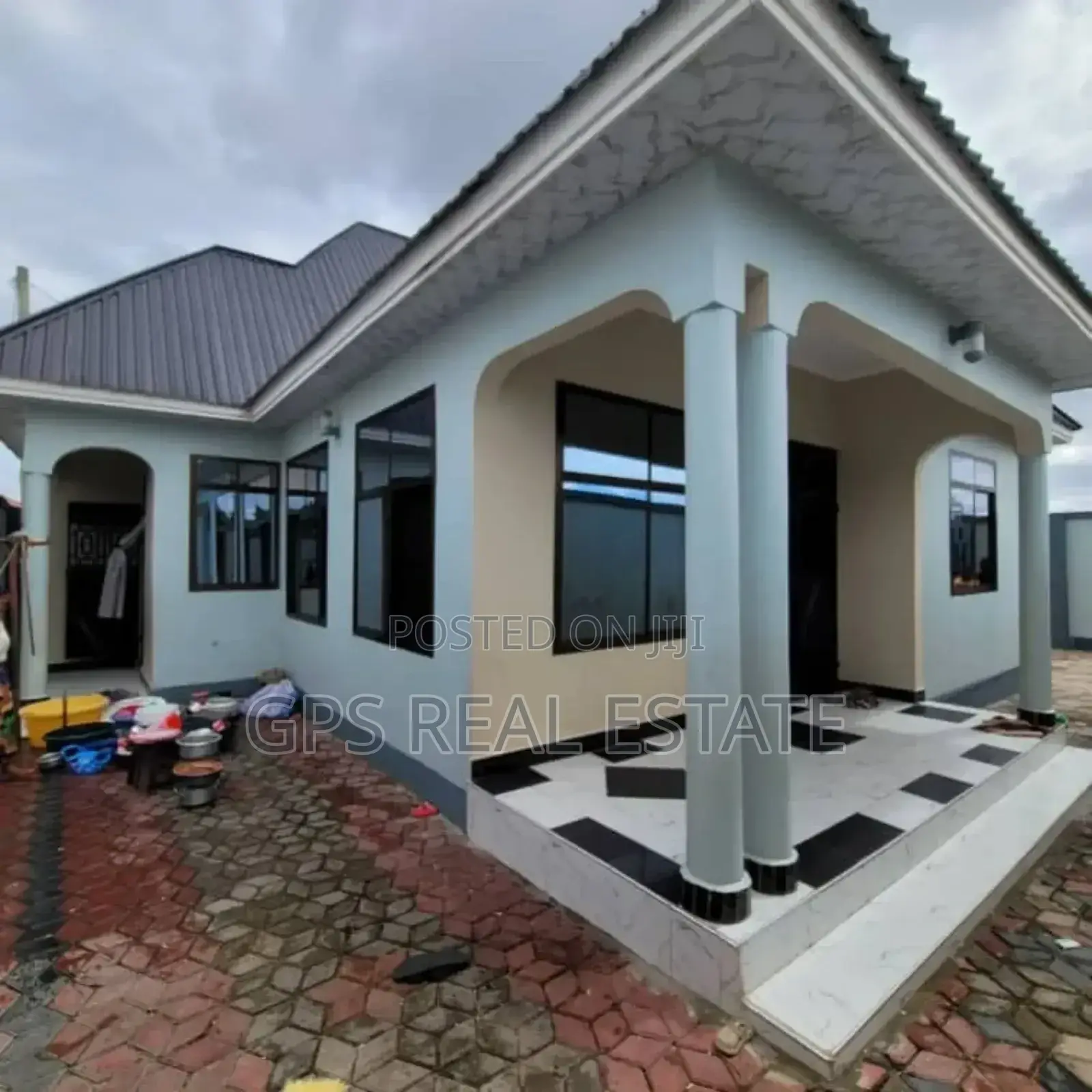 4bdrm House in Mbagala Maji Matitu, Kinondoni for sale