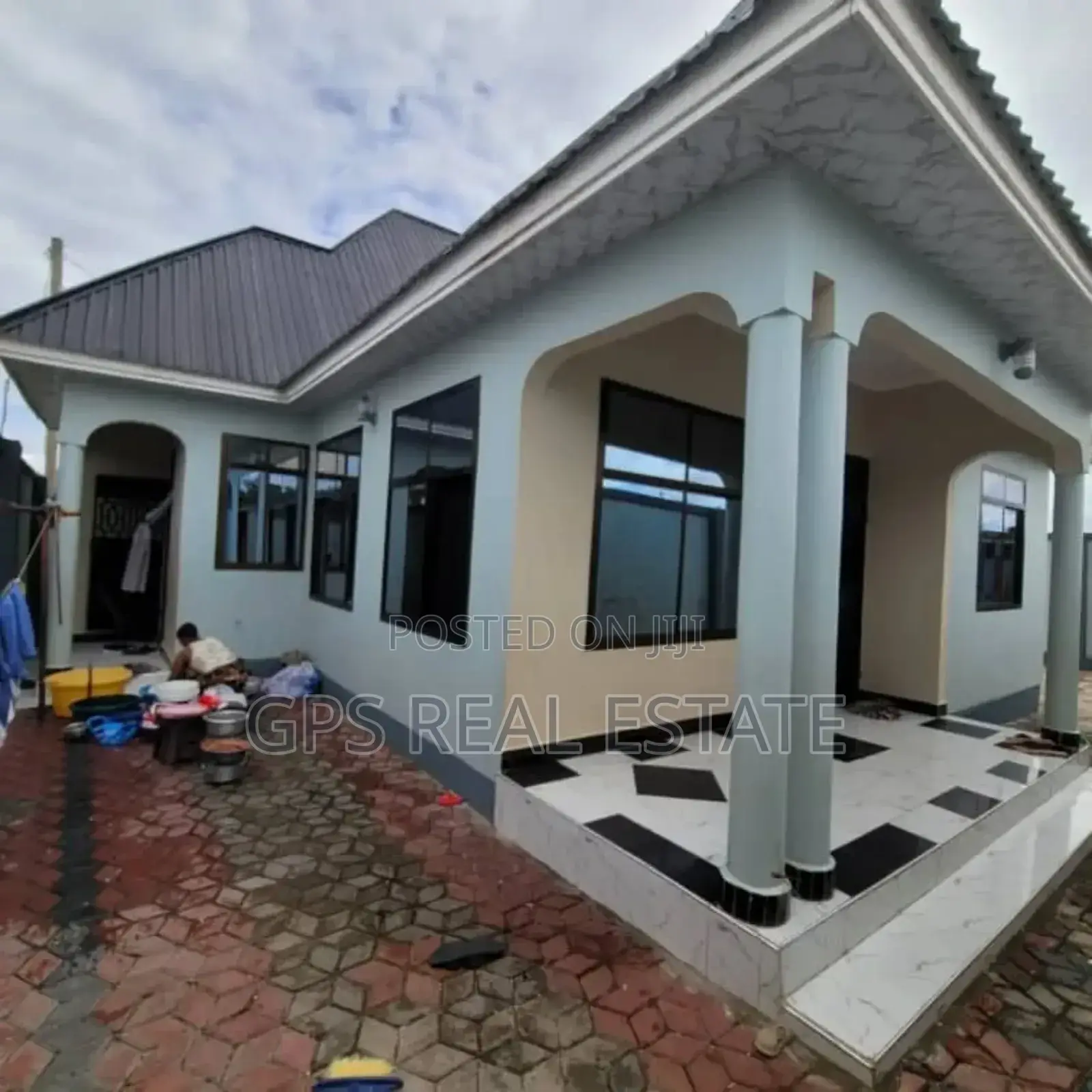 4bdrm House in Mbagala Maji Matitu, Kinondoni for sale