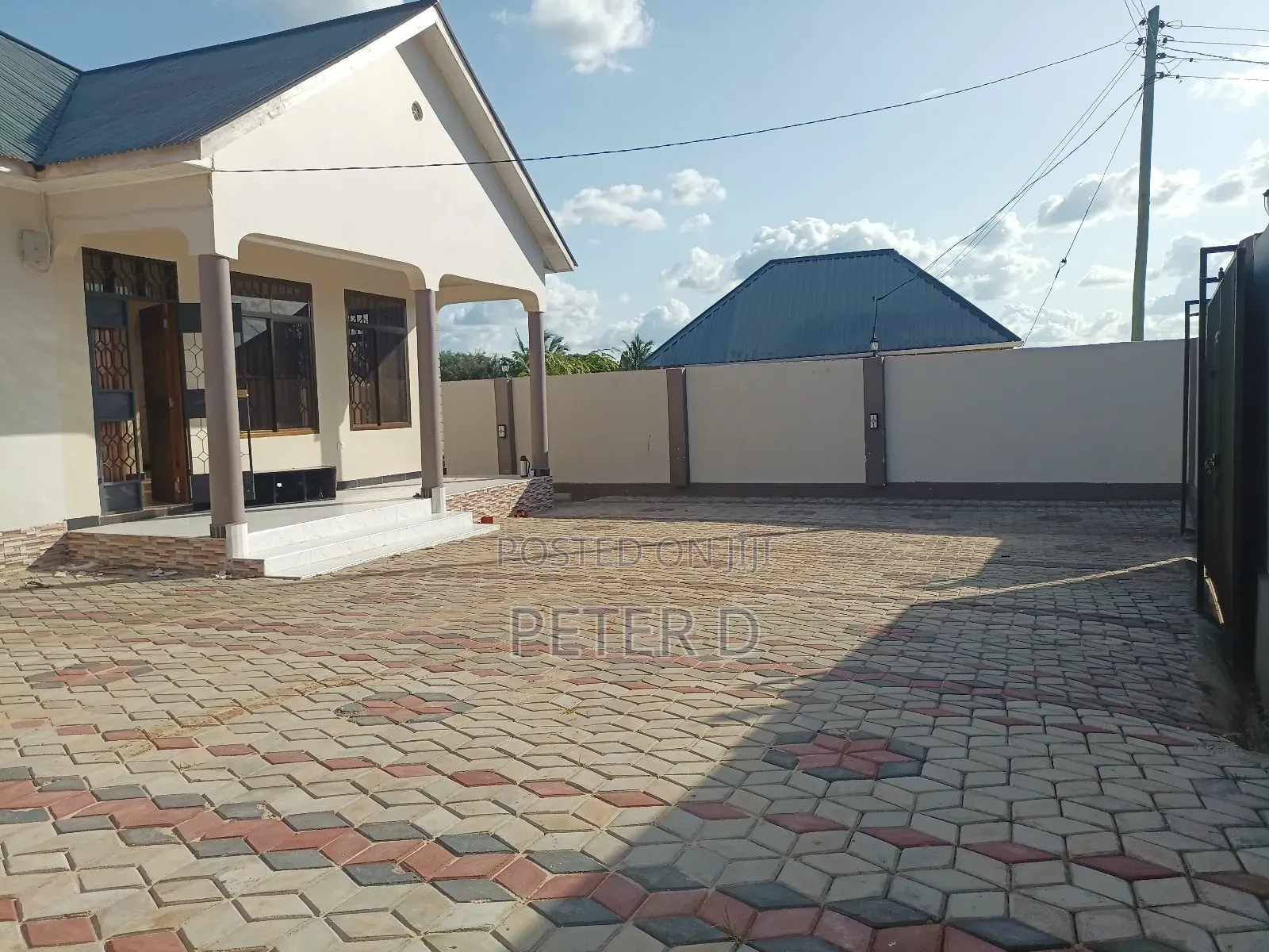 3bdrm House in Mbezi for rent