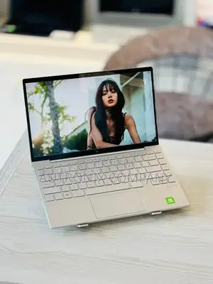 Laptop HP Envy X360 16GB Intel Core I5 SSD 1T